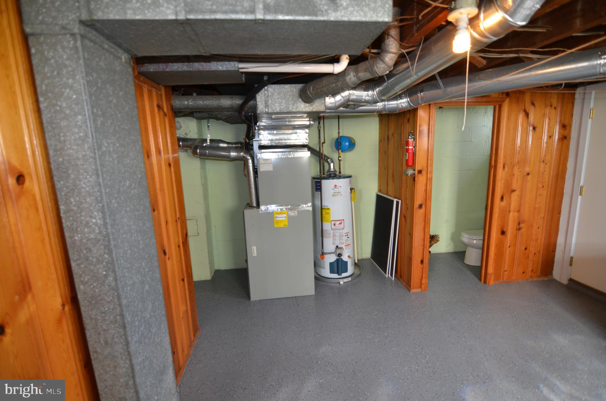1847 Church Road Dundalk, MD 21222 - Photo 12 of 20 Utility area with enclosed flush