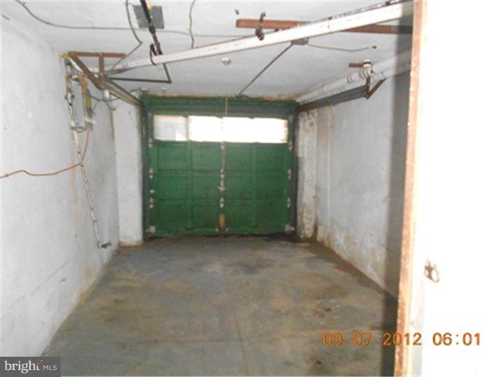 263 Bayard Road Upper Darby, PA 19082 - Photo 15 of 15 Garage