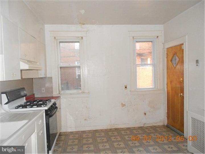 263 Bayard Road Upper Darby, PA 19082 - Photo 6 of 15 Kitchen