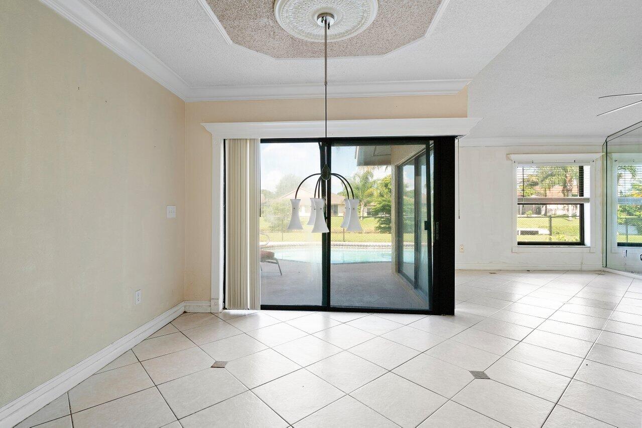 879 Windtree Way Wellington, FL 33414 - Photo 8 of 34 008-879WindtreeWay-Wellington-FL-33414-S