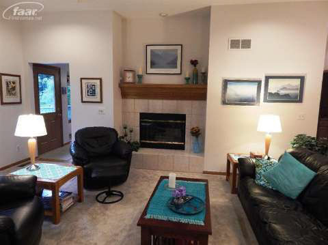 10897 Ridge View Trail Fenton, MI 48430 - Photo 8 of 23 20414716-7.JPG