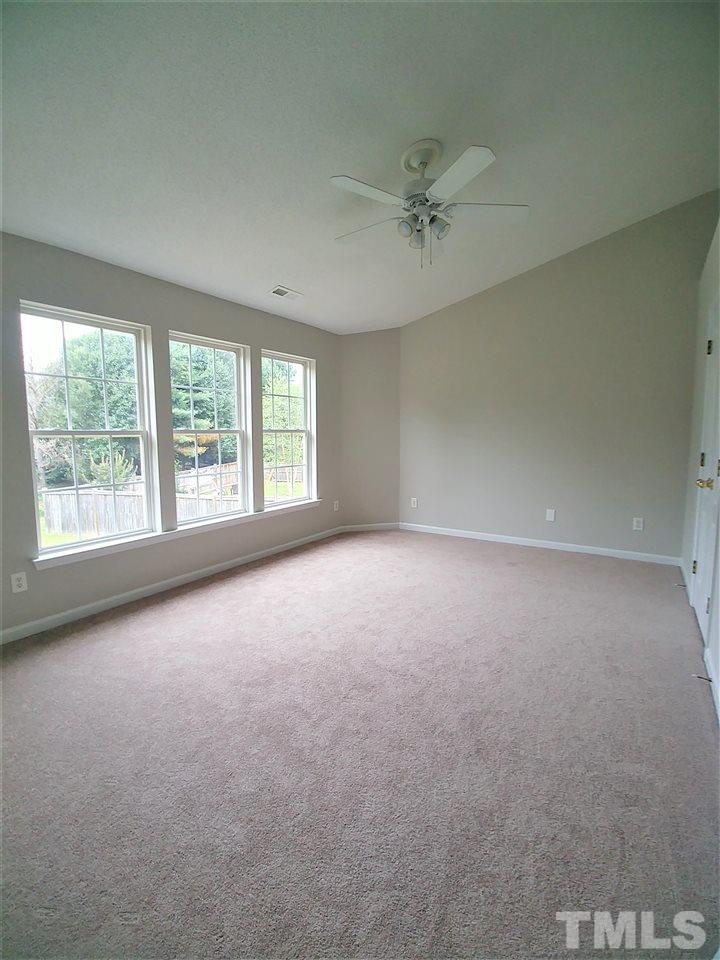 5031 Cardinal Grove Boulevard Raleigh, NC 27616 - Photo 12 of 29 Gallery Image 12