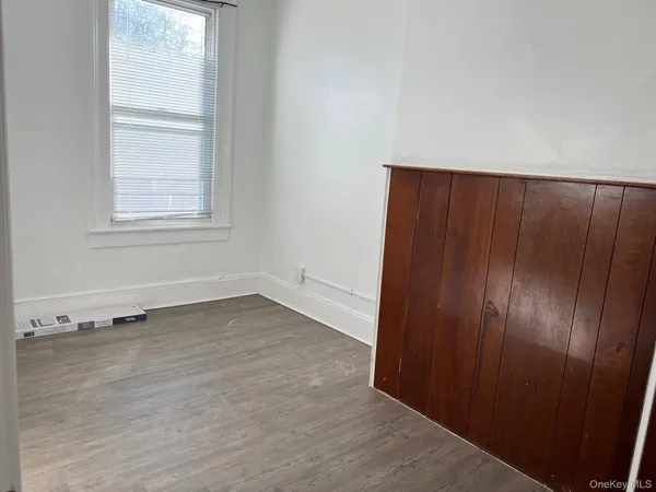 an empty room with closet