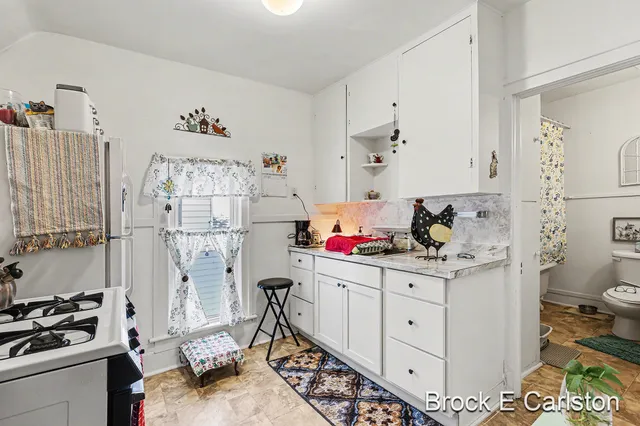 $199,900 | 1157 West Dale Avenue, Muskegon, MI 49441