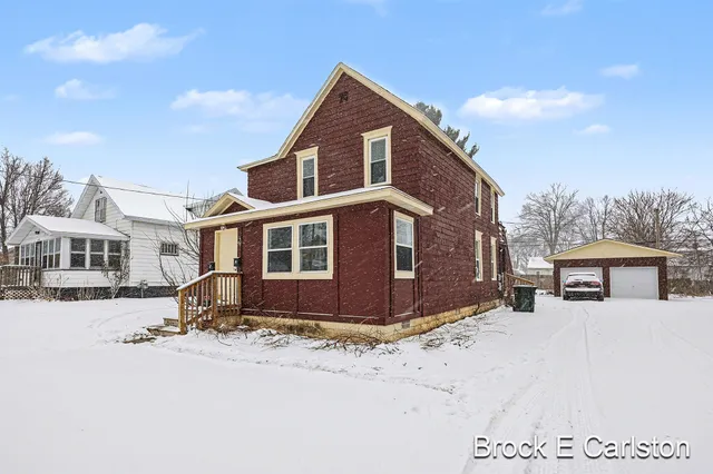 $199,900 | 1157 West Dale Avenue, Muskegon, MI 49441