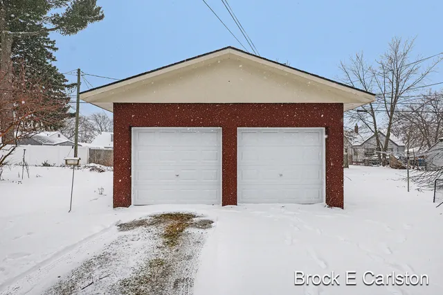 $199,900 | 1157 West Dale Avenue, Muskegon, MI 49441