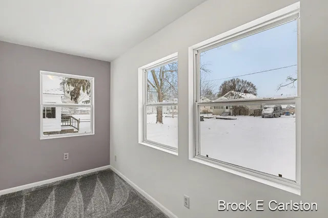 $199,900 | 1157 West Dale Avenue, Muskegon, MI 49441