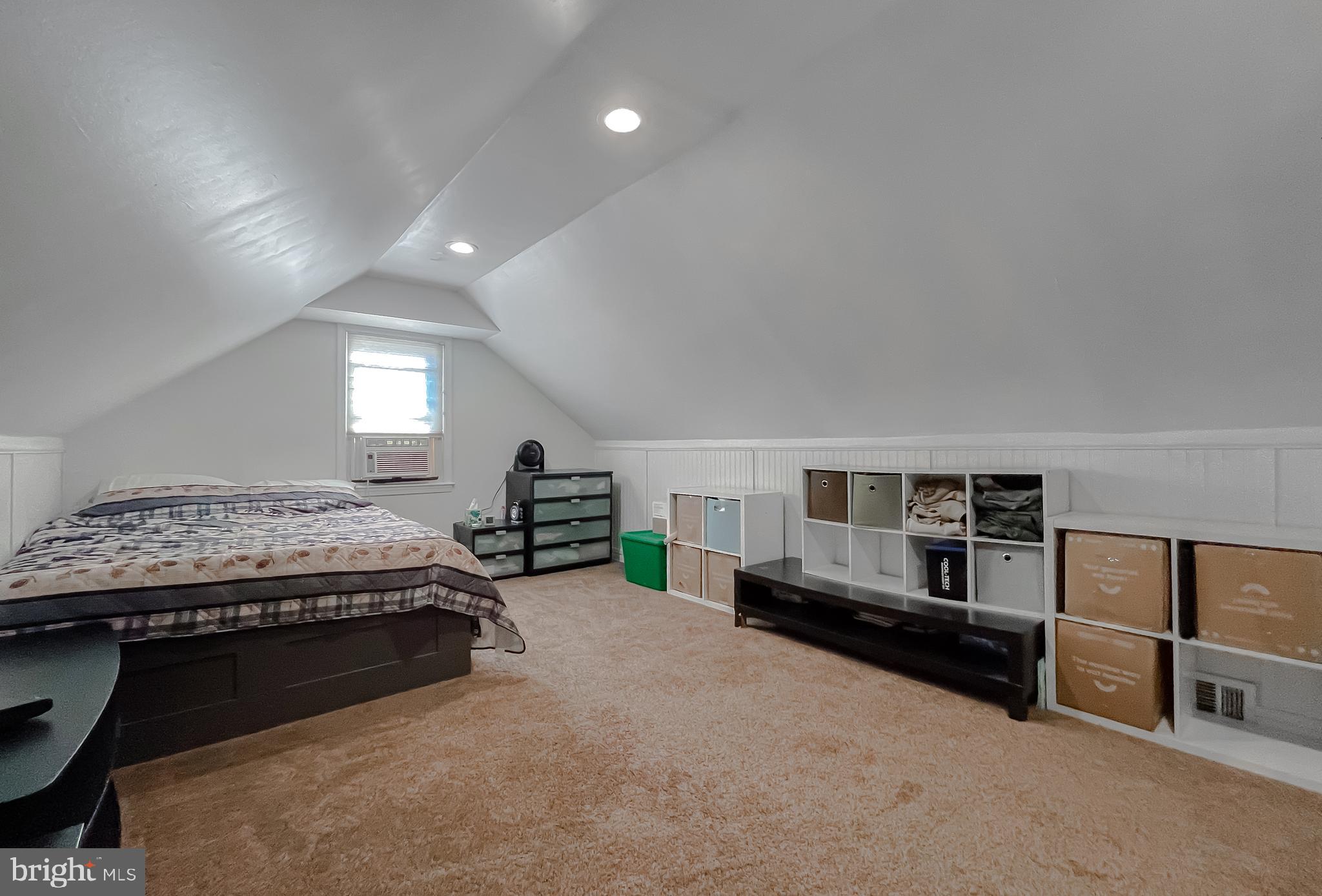 31 Governor's Gate Lane Linthicum, MD 21090 - Photo 18 of 34 a living room with furniture and a flat screen tv