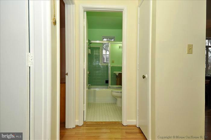 12603 Goodhill Road Silver Spring, MD 20906 - Photo 9 of 21 Interior (General)