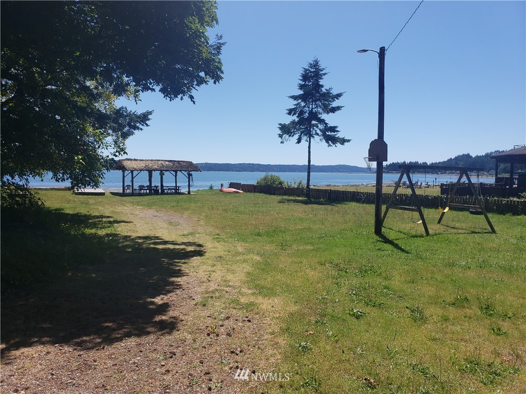 171 Northeast Cherokee Beach Road Belfair, WA 98528 - Photo 19 of 21 Gallery Image 19