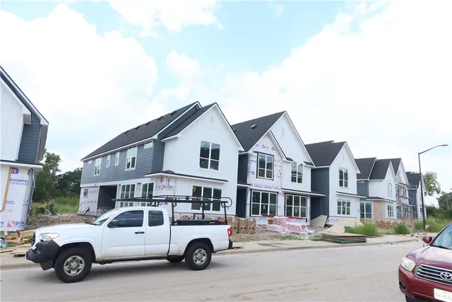 a car parked in front of a building