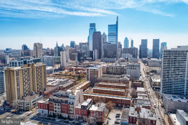 $785,000 | 1910 Spring Garden Street, Unit 2, Philadelphia, PA 19130