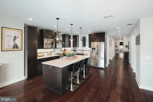 $785,000 | 1910 Spring Garden Street, Unit 2, Philadelphia, PA 19130