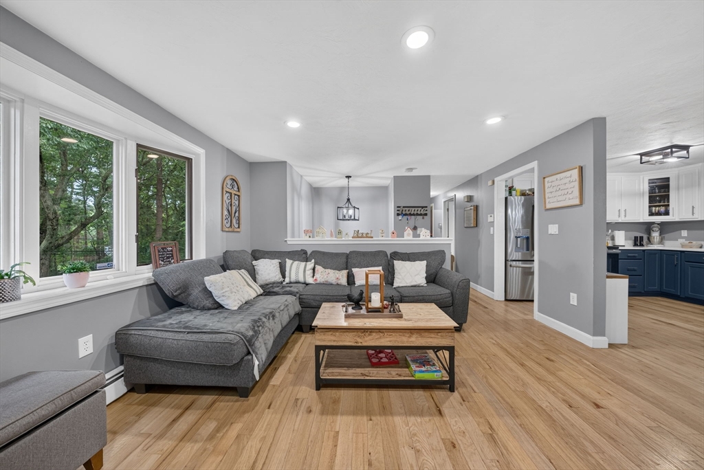 112 Bond Road Charlton, MA 01507 - Photo 19 of 40