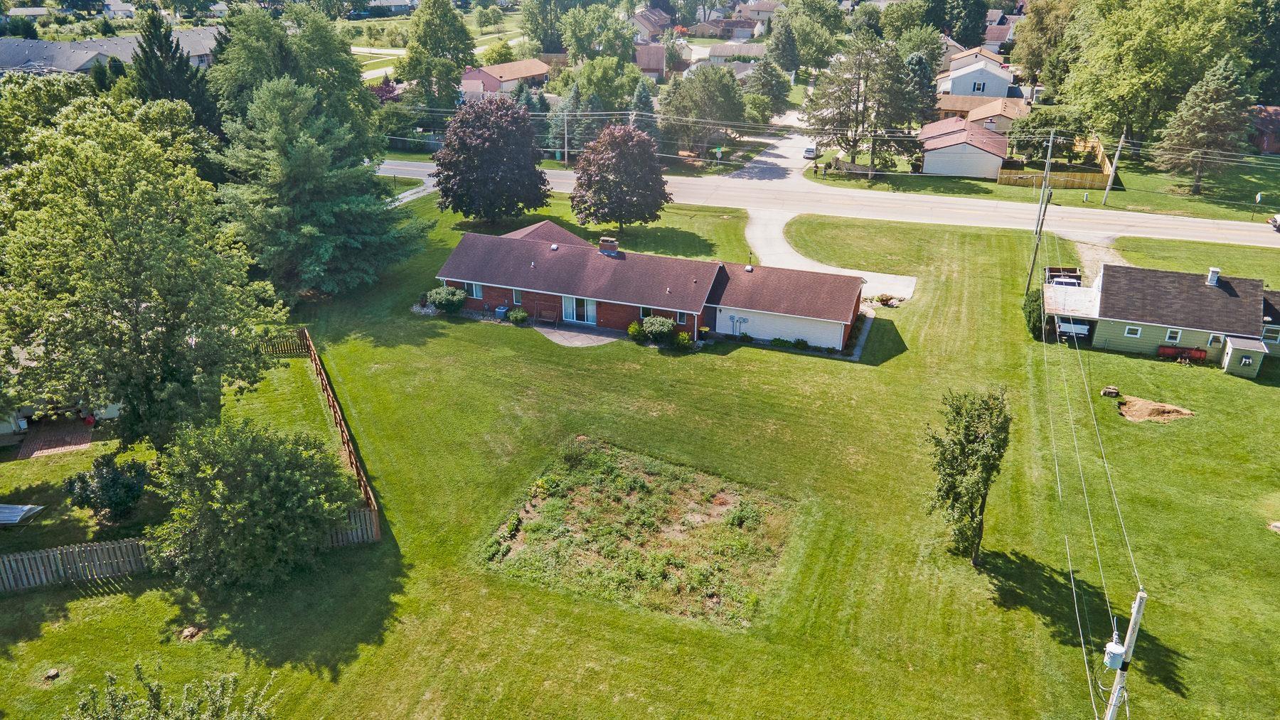 8001 Trier Road Fort Wayne, IN 46815 - Photo 10 of 35 Gallery Image 10