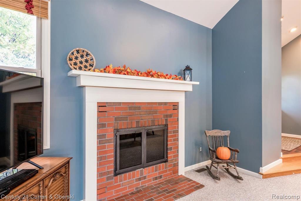 234 Frick Road Leonard, MI 48367 - Photo 9 of 38