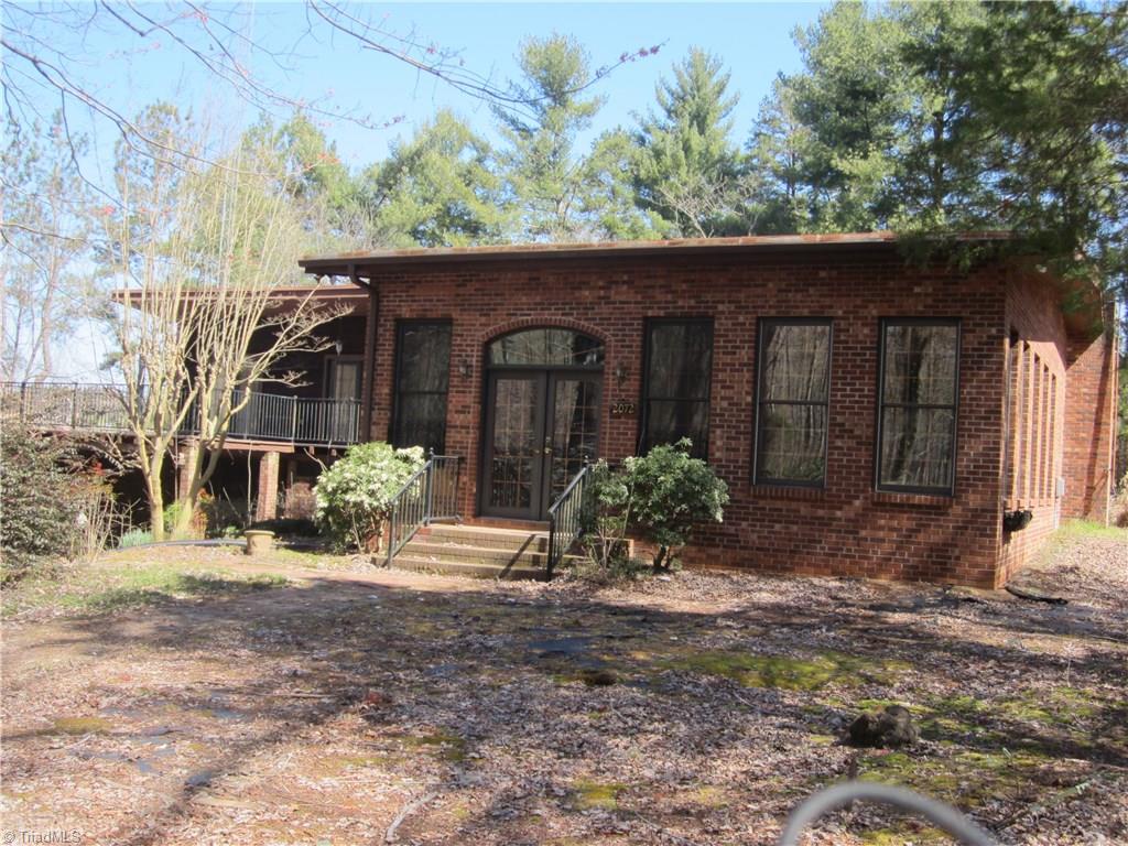 2072 Thomas Road Lexington, NC 27295 - Photo 3 of 19 Gallery Image 3