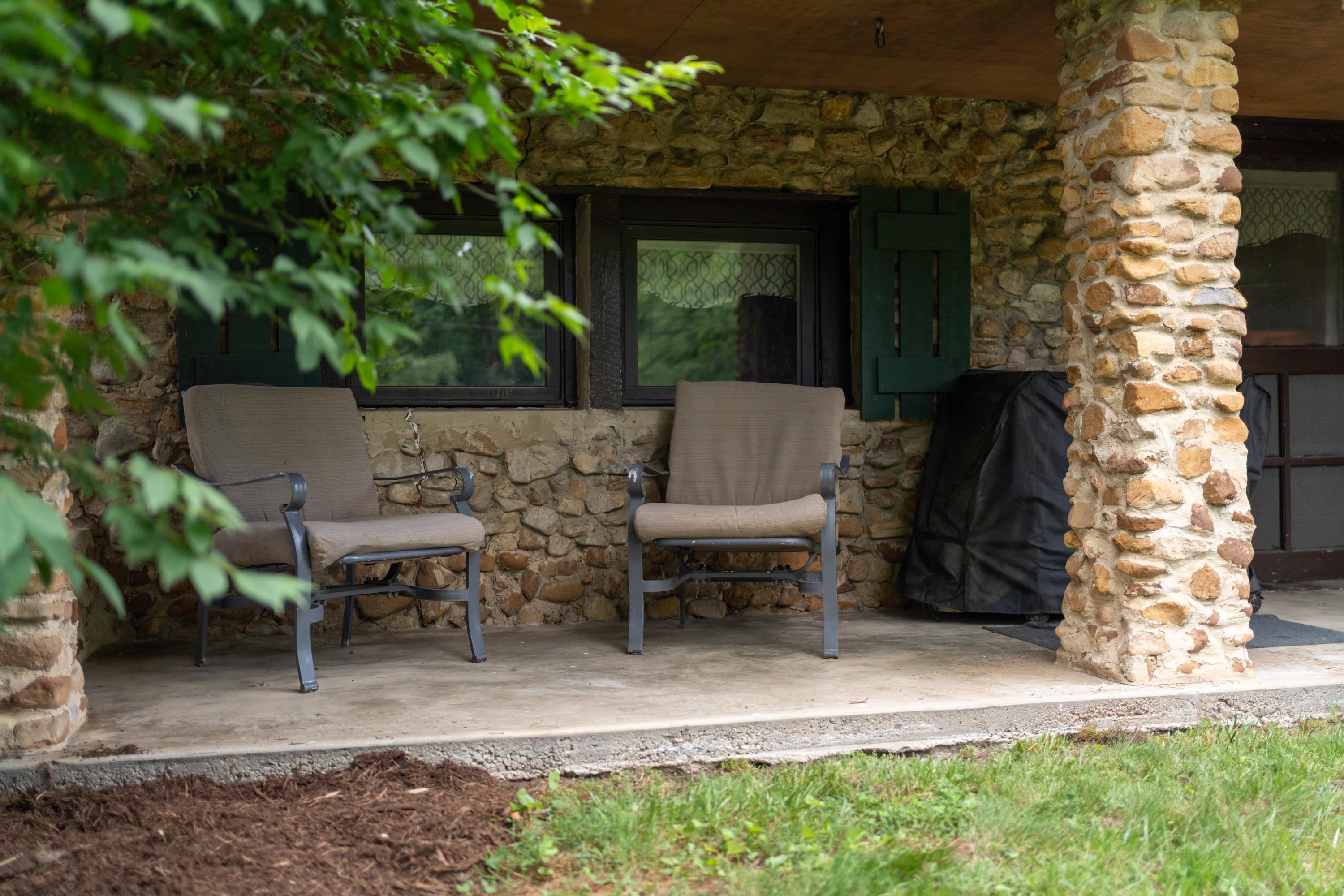 1175 Cold Springs Road Stuarts Draft, VA 24477 - Photo 6 of 49 Gallery Image 6