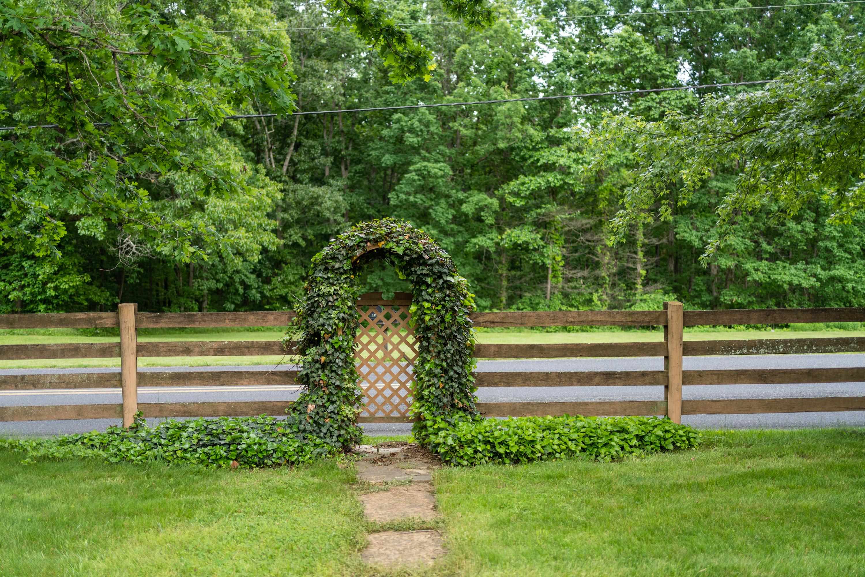 1175 Cold Springs Road Stuarts Draft, VA 24477 - Photo 10 of 49 Gallery Image 10
