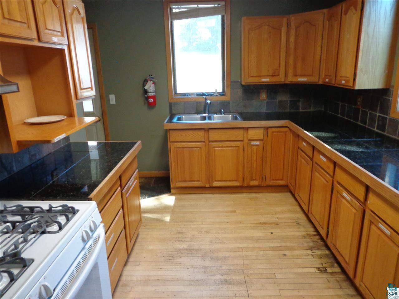 31 West Calvary Road Duluth, MN 55803 - Photo 4 of 19
