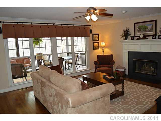 1448 Old Tara Lane Fort Mill, SC 29708 - Photo 4 of 12 Gallery Image 4