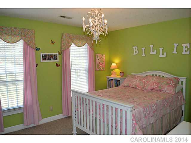 1448 Old Tara Lane Fort Mill, SC 29708 - Photo 9 of 12 Gallery Image 9