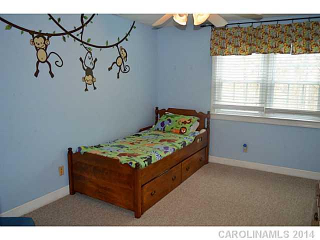 1448 Old Tara Lane Fort Mill, SC 29708 - Photo 10 of 12 Gallery Image 10
