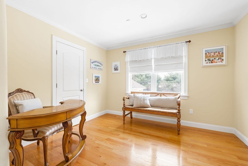192 Boston Post Road, Unit 8 Sudbury, MA 01776 - Photo 19 of 27 a living room with furniture and a window