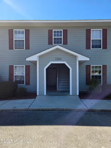 $775 | 1300 Hammock Lane, Unit 2, Jacksonville, NC 28546