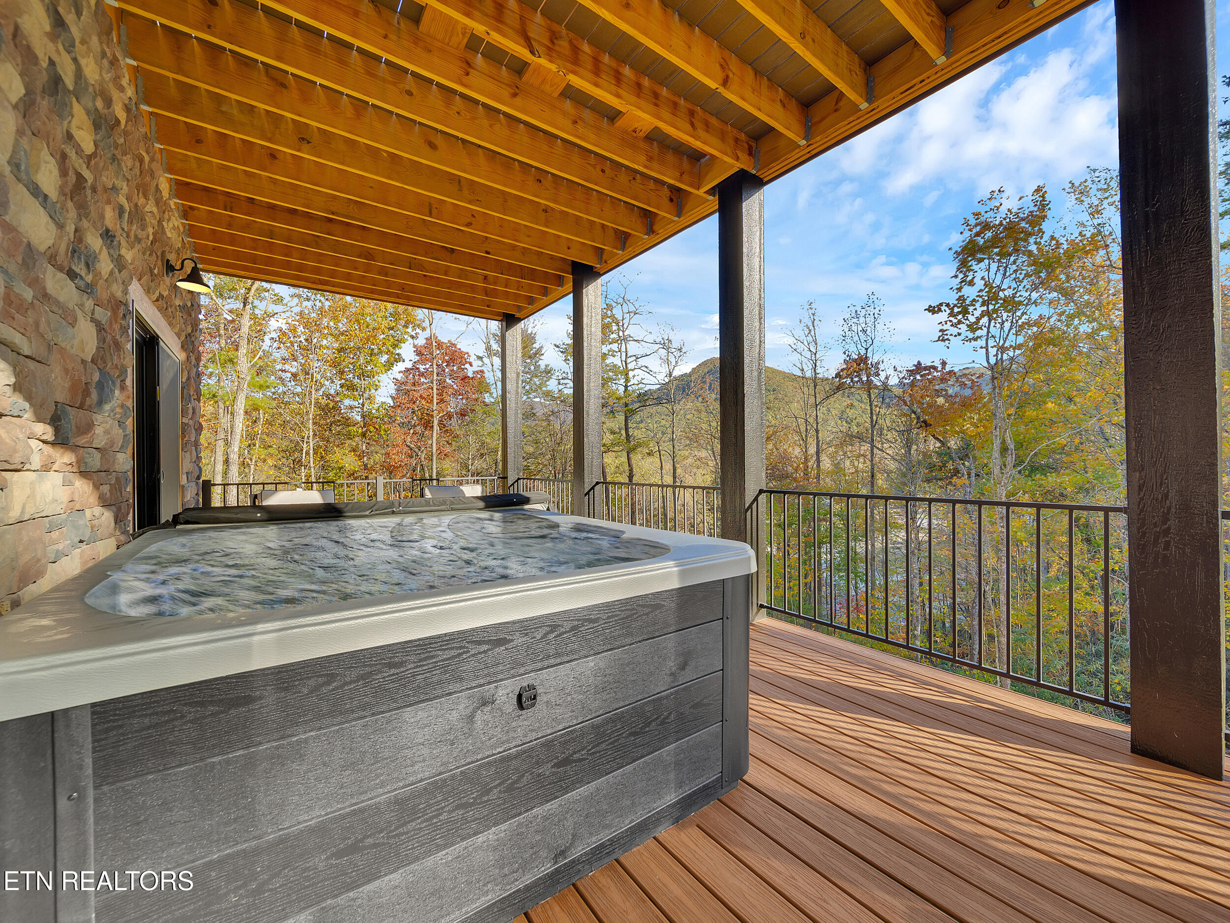 2671 Switchback Way Cosby, TN 37722 - Photo 23 of 25 19_24