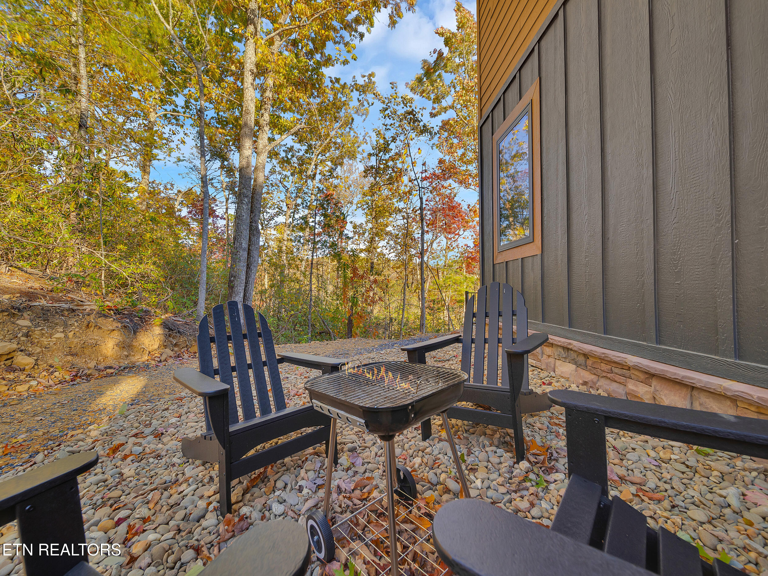 2671 Switchback Way Cosby, TN 37722 - Photo 25 of 25 21_26