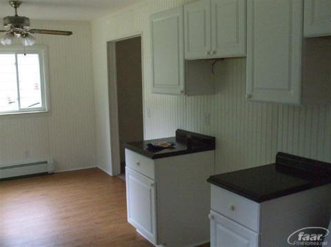 9374 Lee Jones Road Fenton, MI 48430 - Photo 14 of 16 20226088-13.JPG
