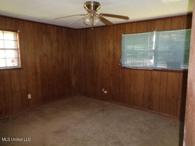 3819 Howell Street Moss Point, MS 39563 - Photo 10 of 22 DSC00681