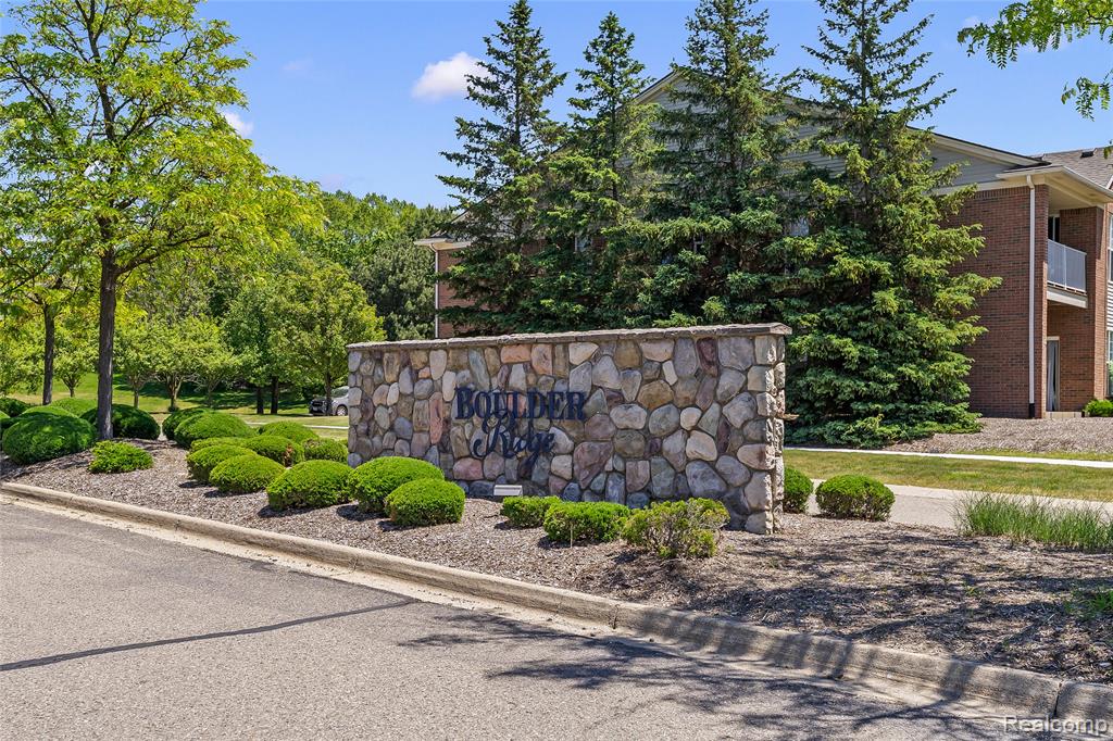 1861 Flagstone Circle Rochester, MI 48307 - Photo 21 of 21