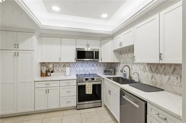 $6,000 | 5601 Florida A1A, Unit 206C, Vero Beach, FL 32963