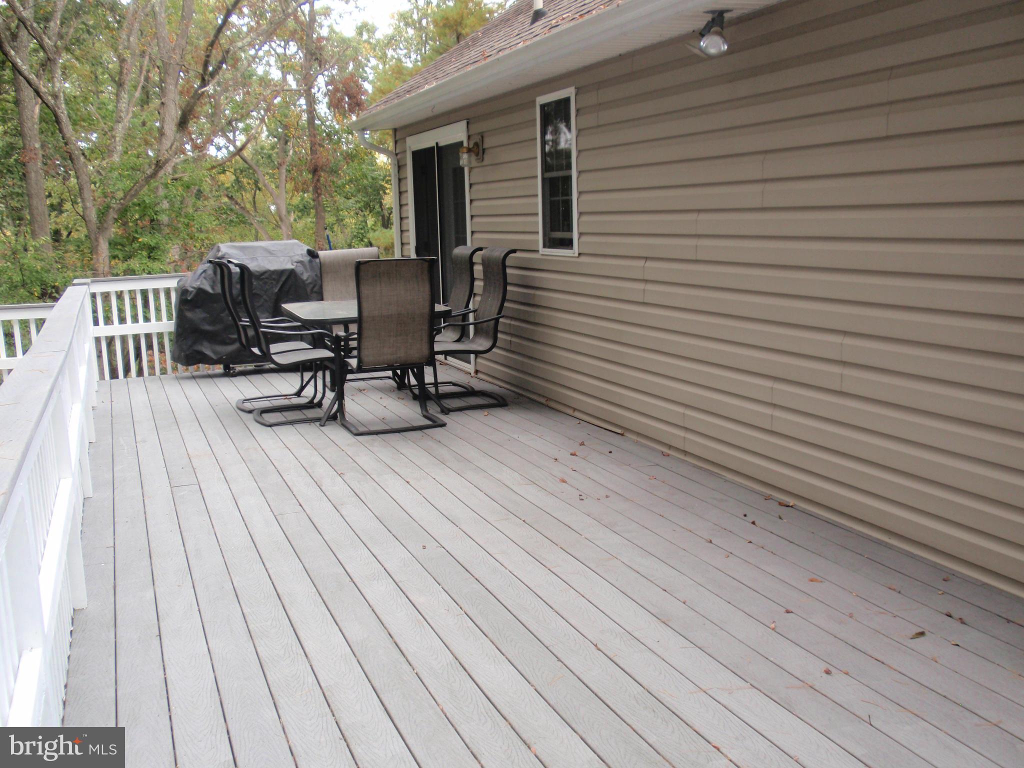 1007 Stone Road Westminster, MD 21158 - Photo 28 of 28 Trex Decking