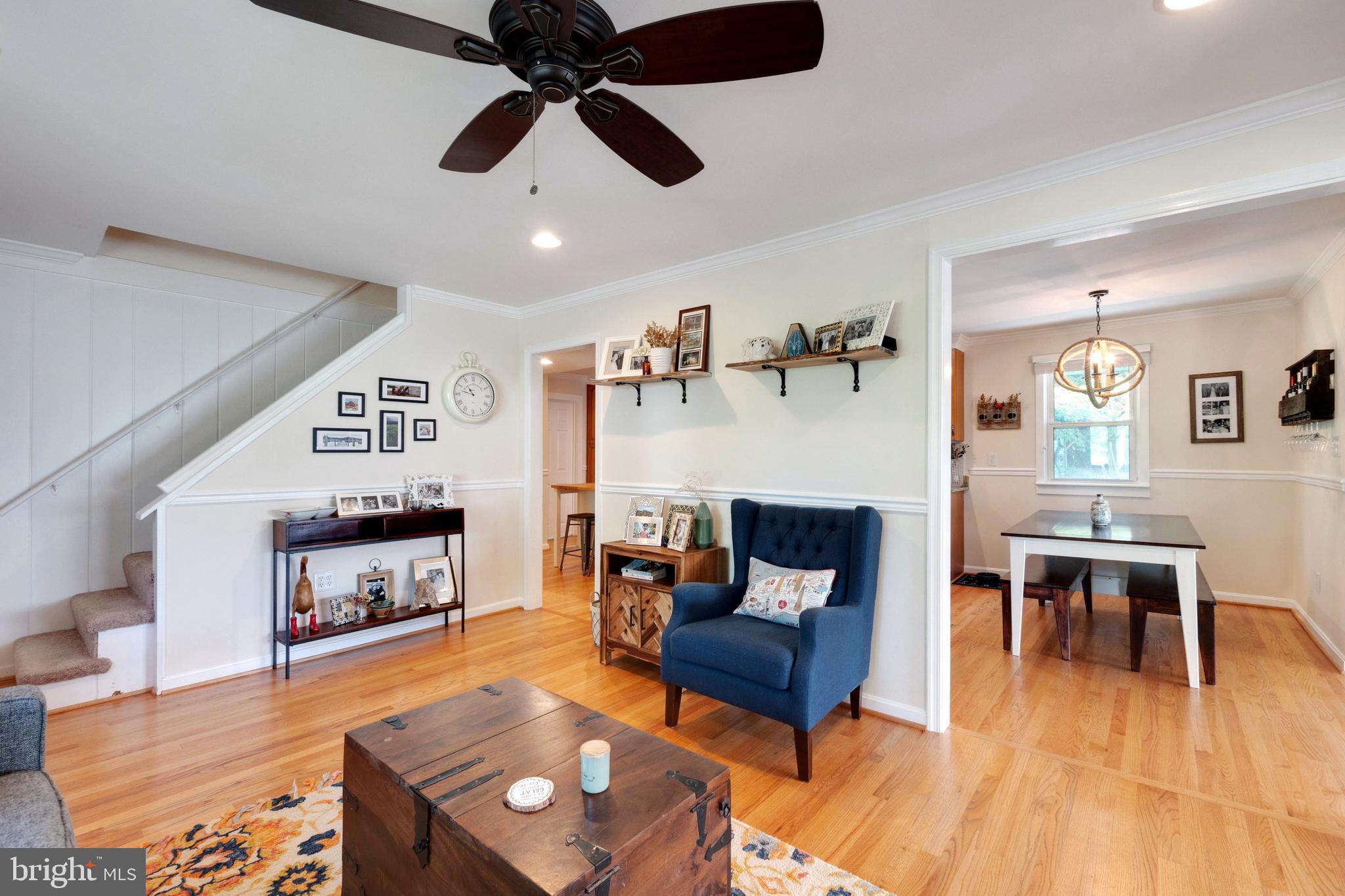 107 Calvert Road Rockville, MD 20850 - Photo 6 of 40 Beautiful Sun-Filled Living Room