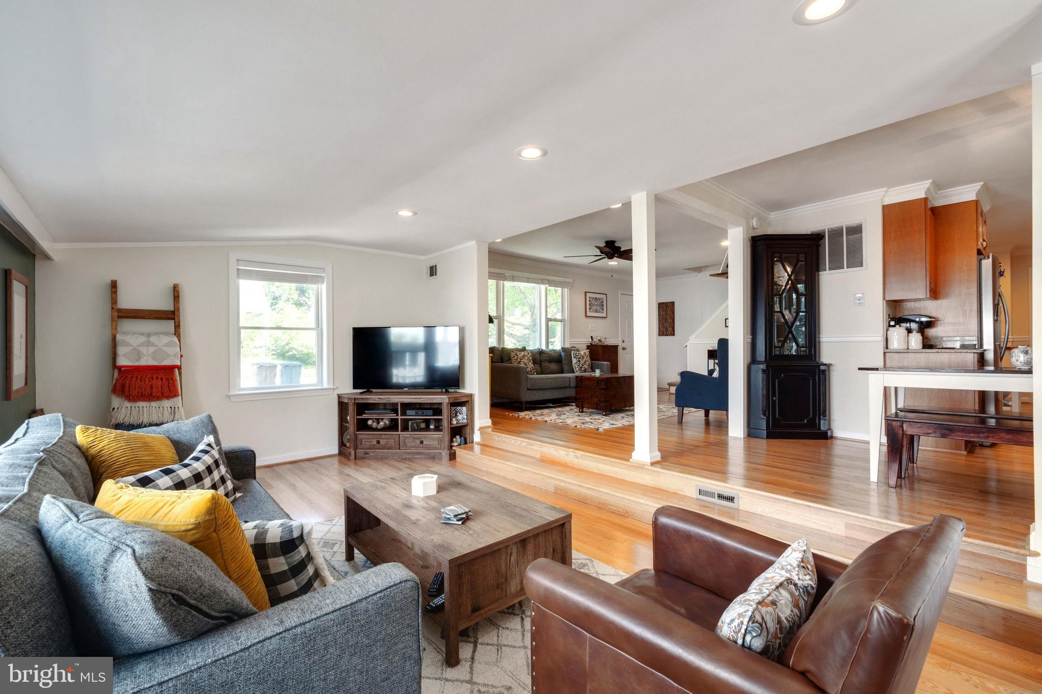 107 Calvert Road Rockville, MD 20850 - Photo 8 of 40 Relax in Your Sun Room