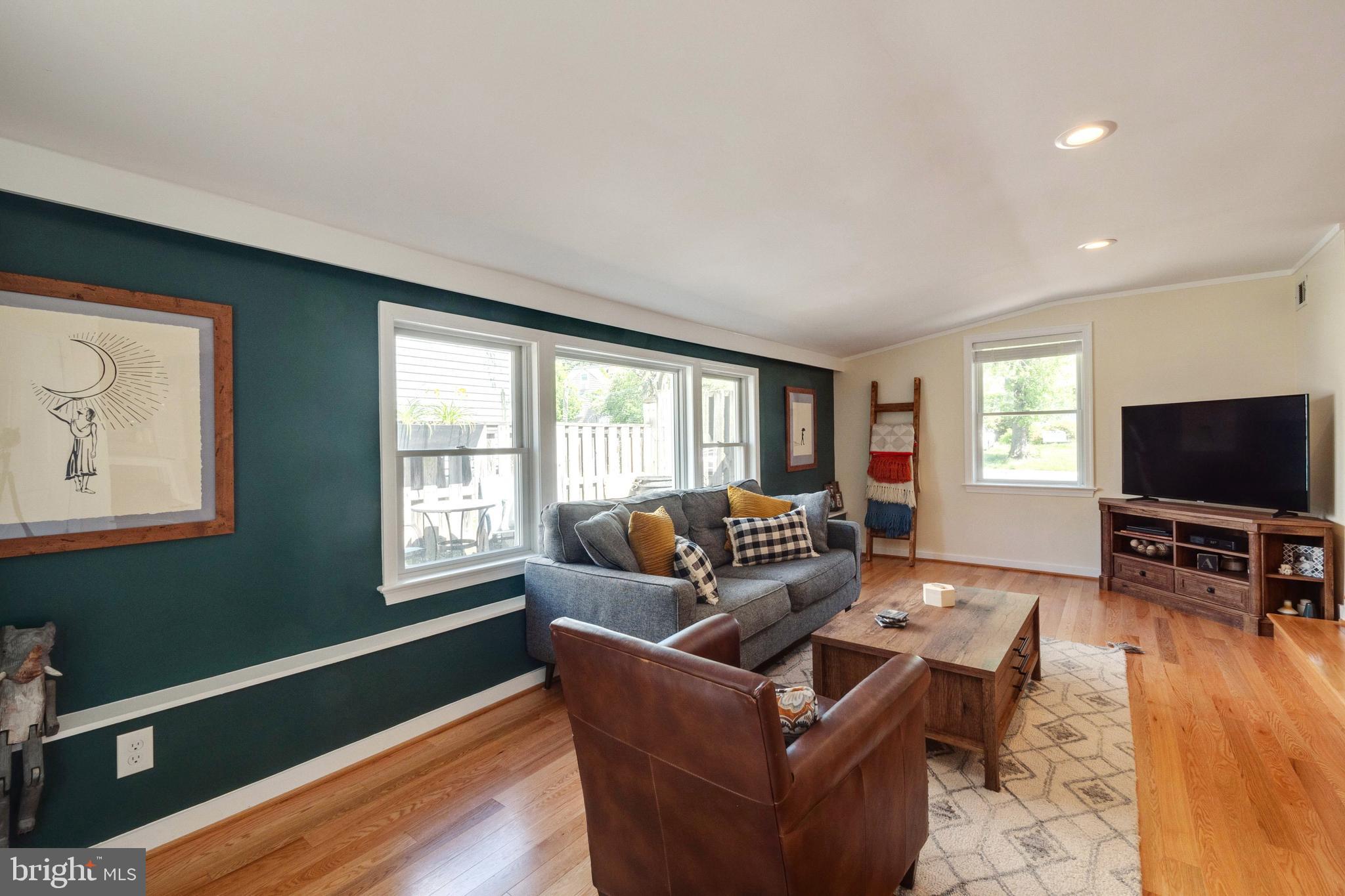 107 Calvert Road Rockville, MD 20850 - Photo 10 of 40 Gallery Image 10