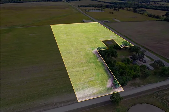 $77,000 | 2256 Us 400 Highway, Parsons, KS 67357