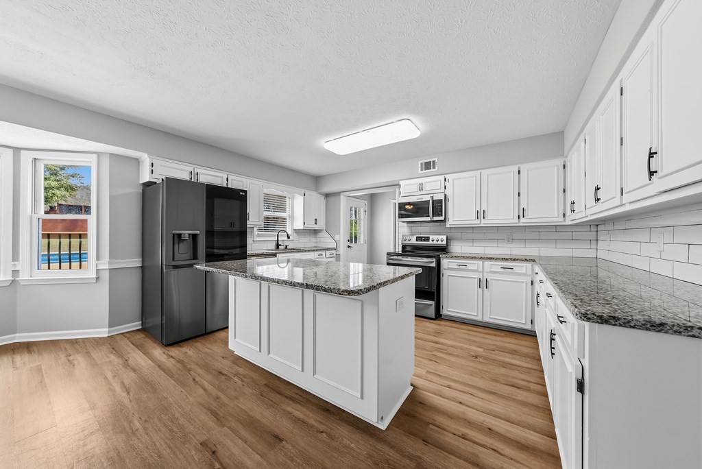 7400 Lynch Road Midland, GA 31820 - Photo 11 of 44