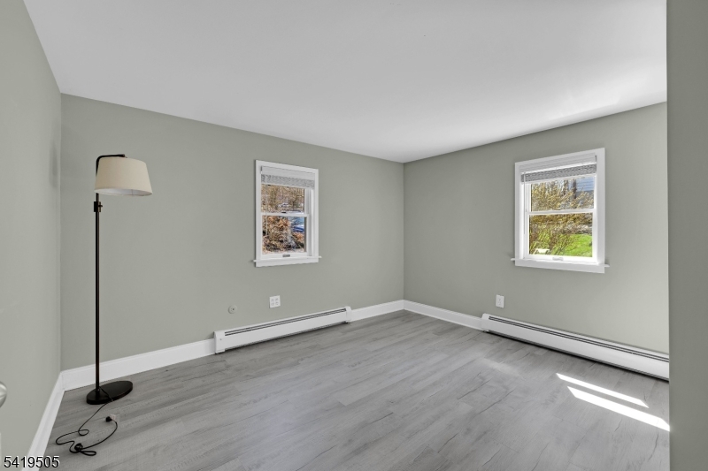 28 Oriole Drive Oak Ridge, NJ 07438 - Photo 17 of 33