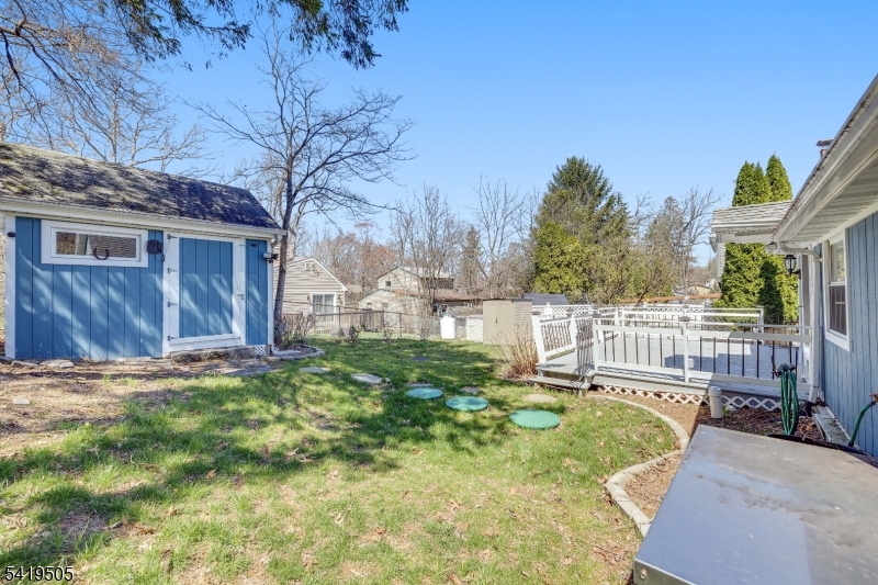 28 Oriole Drive Oak Ridge, NJ 07438 - Photo 27 of 33