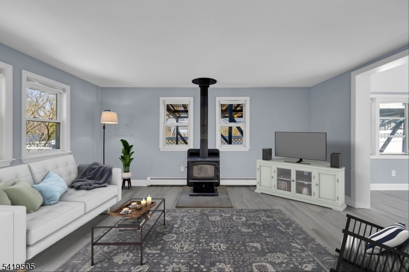 28 Oriole Drive Oak Ridge, NJ 07438 - Photo 7 of 33