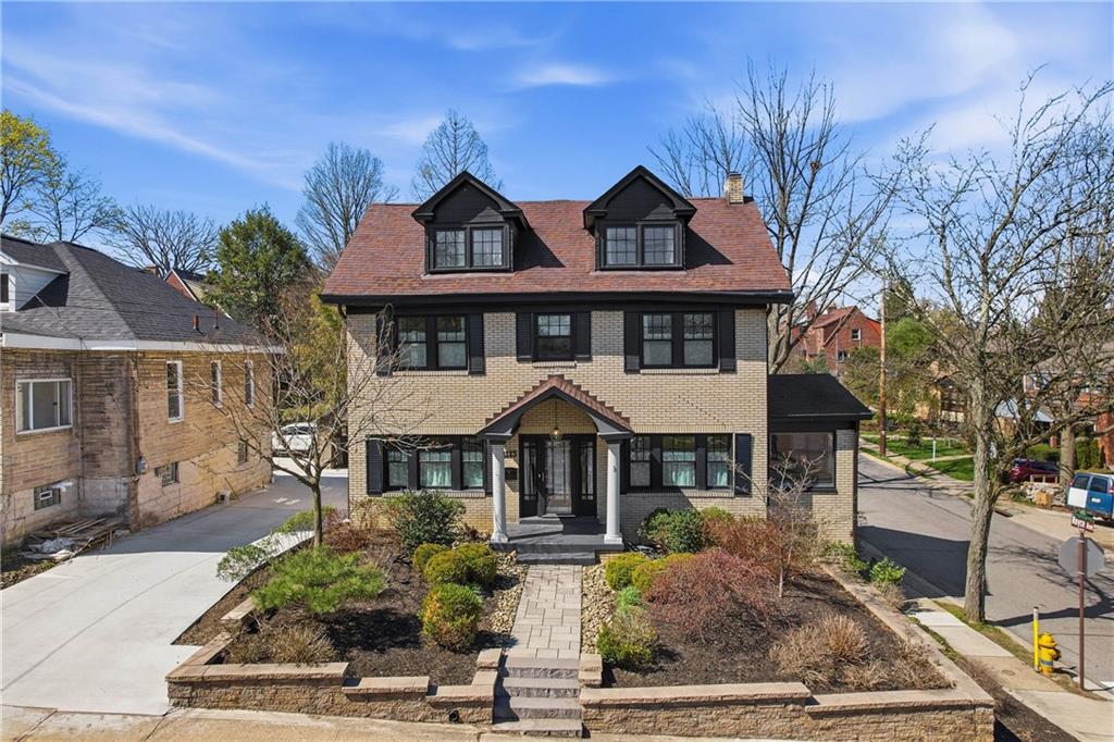 1123 Cochran Road Pittsburgh, PA 15243 - Photo 1 of 38