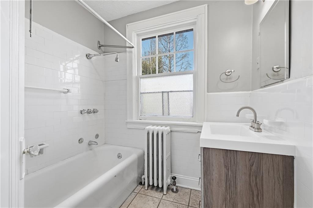 1123 Cochran Road Pittsburgh, PA 15243 - Photo 24 of 38
