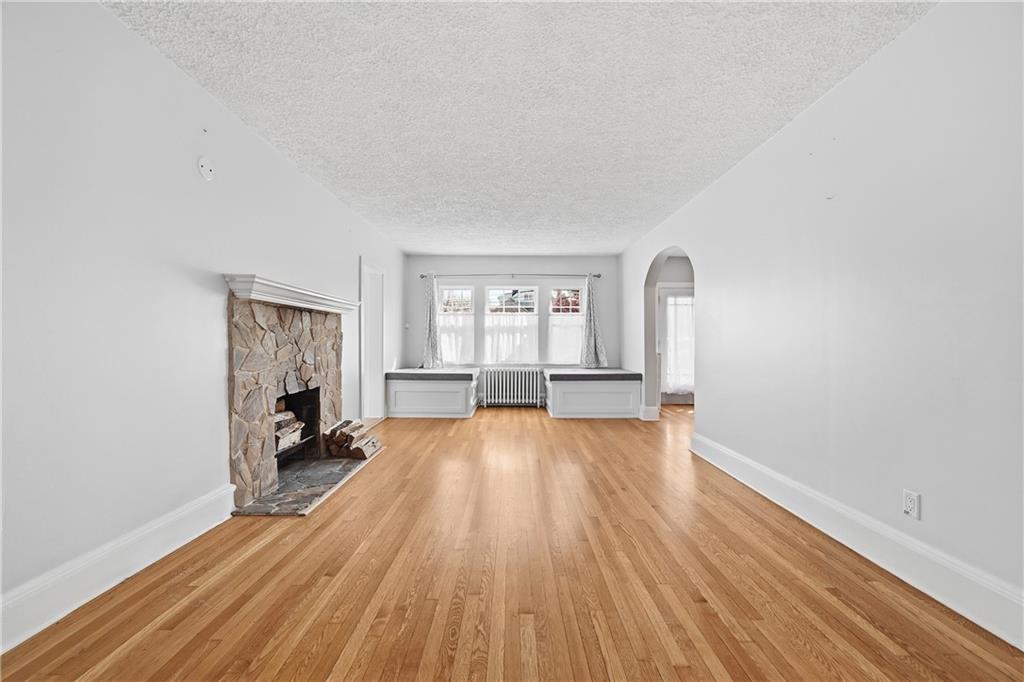 1123 Cochran Road Pittsburgh, PA 15243 - Photo 7 of 38