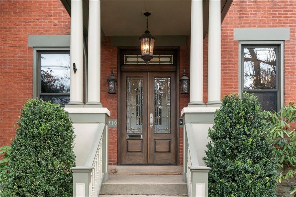 719 College Street Pittsburgh, PA 15232 - Photo 2 of 50