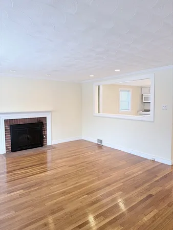 $4,000 | 188 Lexington Street, Newton, MA 02466