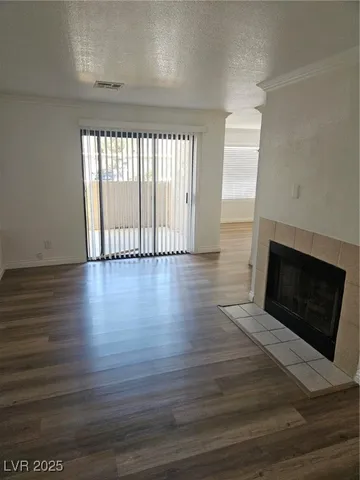 $1,229 | 2700 North Rainbow Boulevard, Unit 1133, Las Vegas, NV 89108